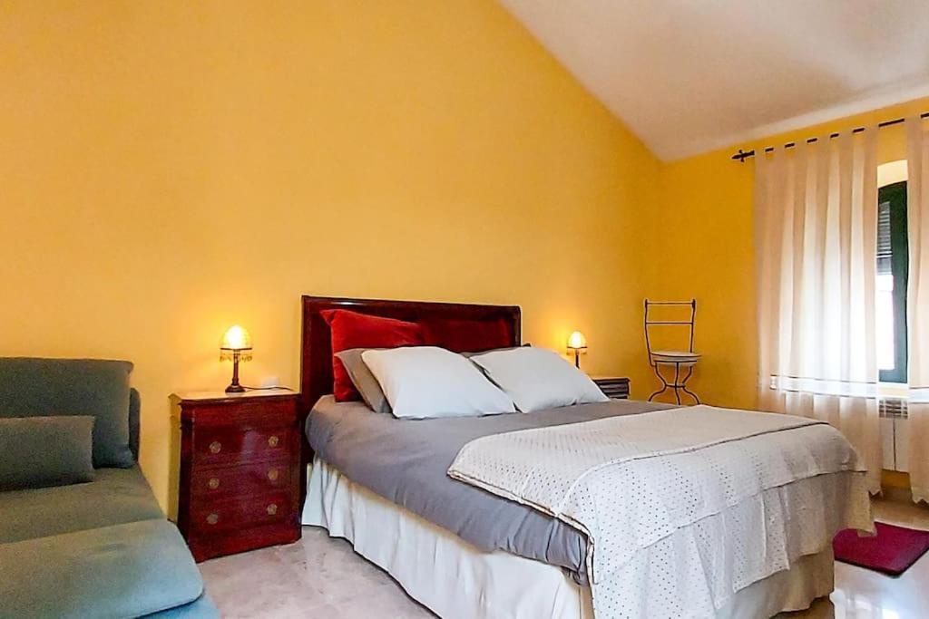 Apartment Atico Joaquin Costa 15 Alameda De Hercules Seville